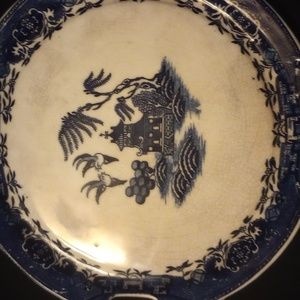 round blue willow serving platter